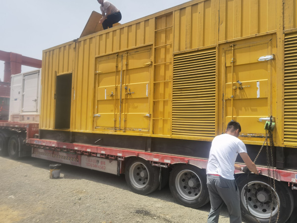 南京汽油发电机对供油装置的要求