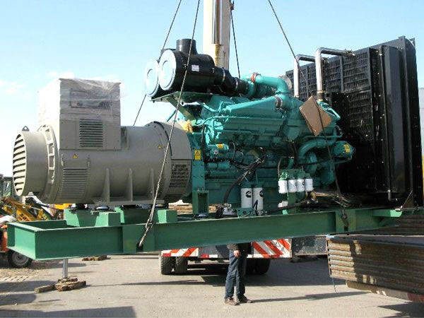 南京冬季柴油发电机启动前，如何检查燃油标号是否适配？